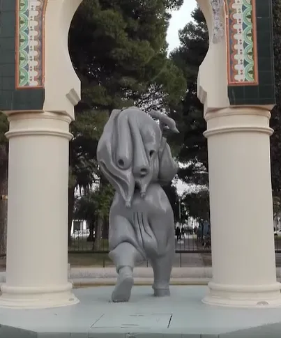 Monumento — Vista del arco